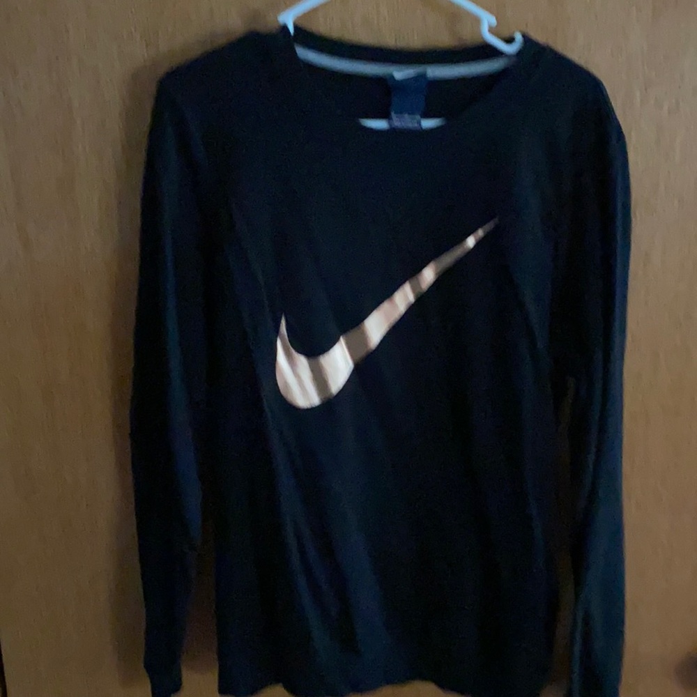 Nike black crew sweatshirt